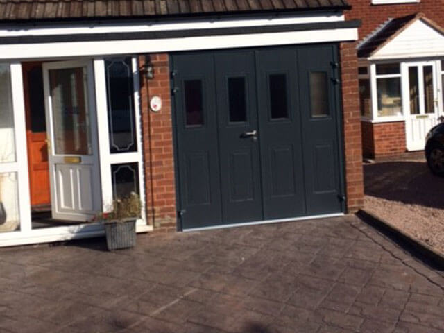 Tekentrup Georgian Verticle Anthracite Grey with Frosted Glass